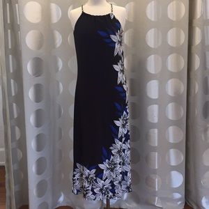 Maxi dress from Tricotto